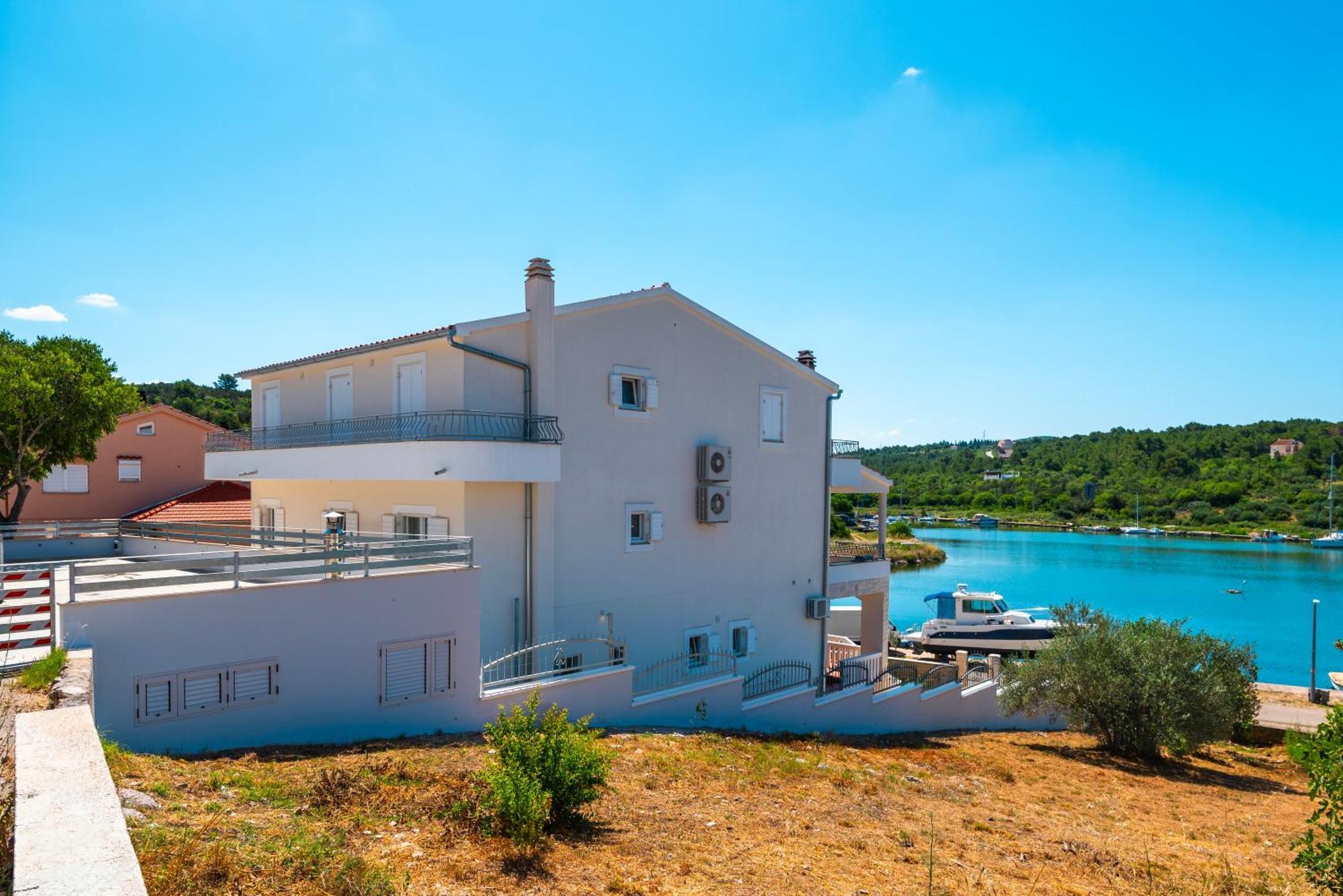 Apartment Bilice Beach Buitenkant foto