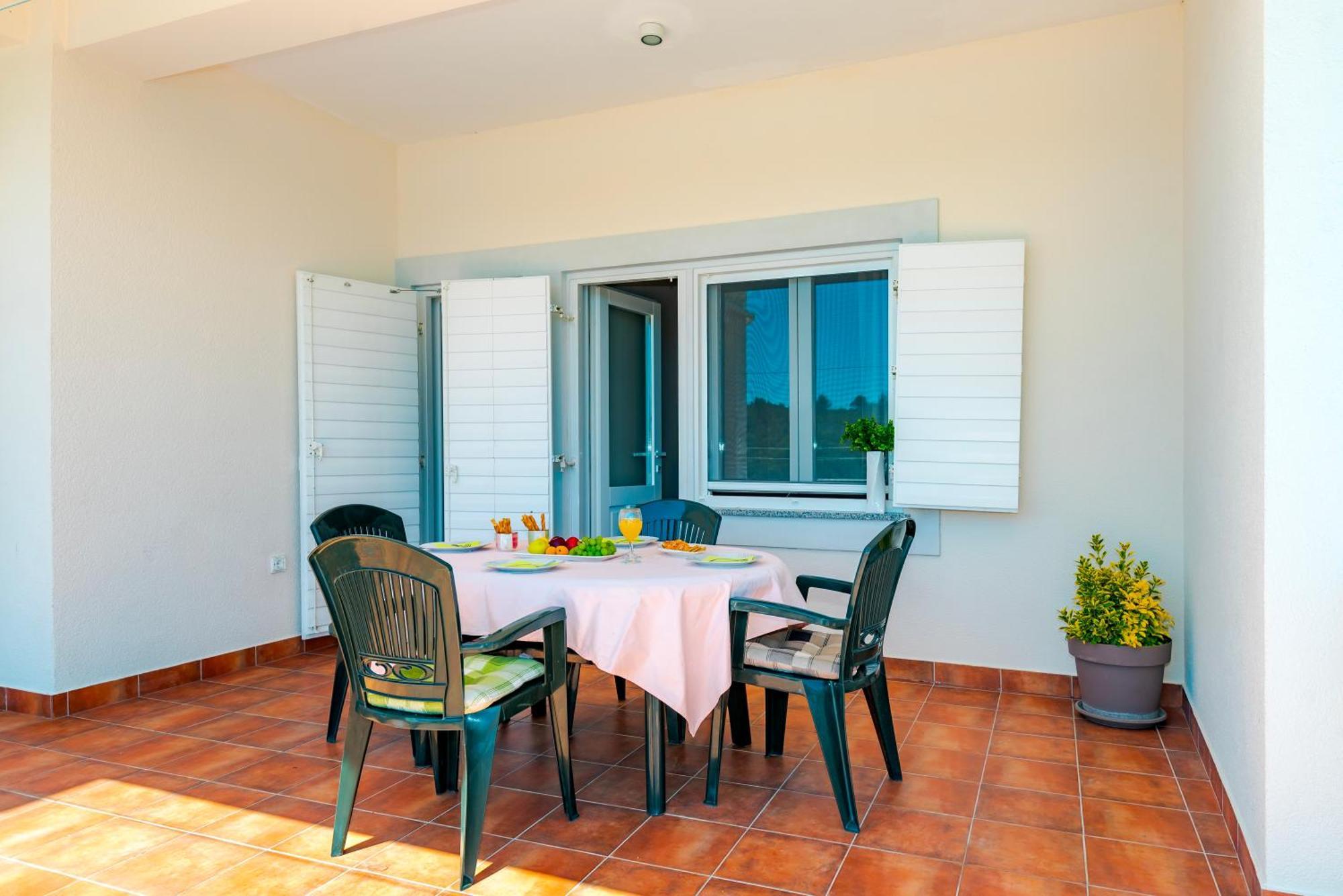 Apartment Bilice Beach Buitenkant foto