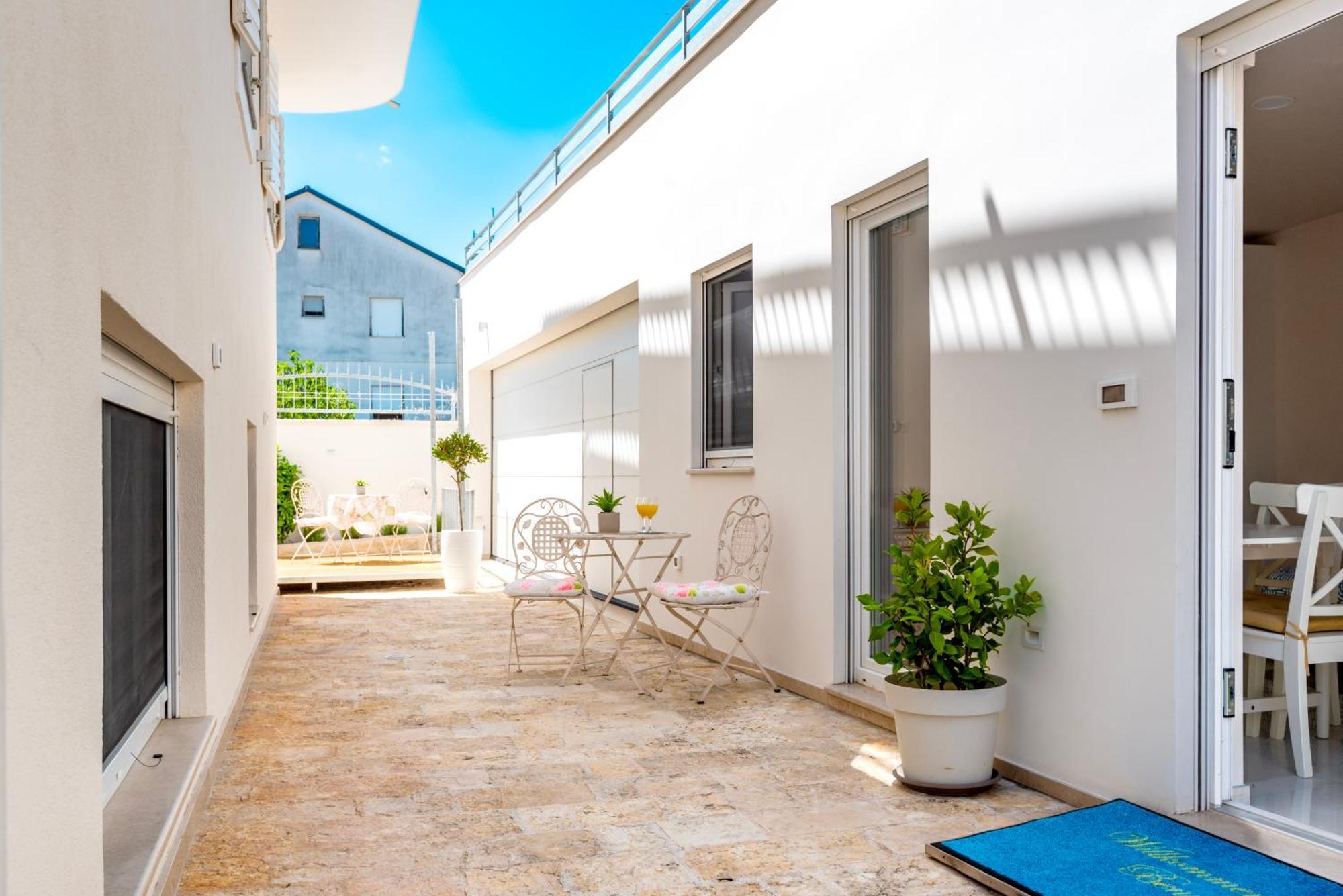 Apartment Bilice Beach Buitenkant foto