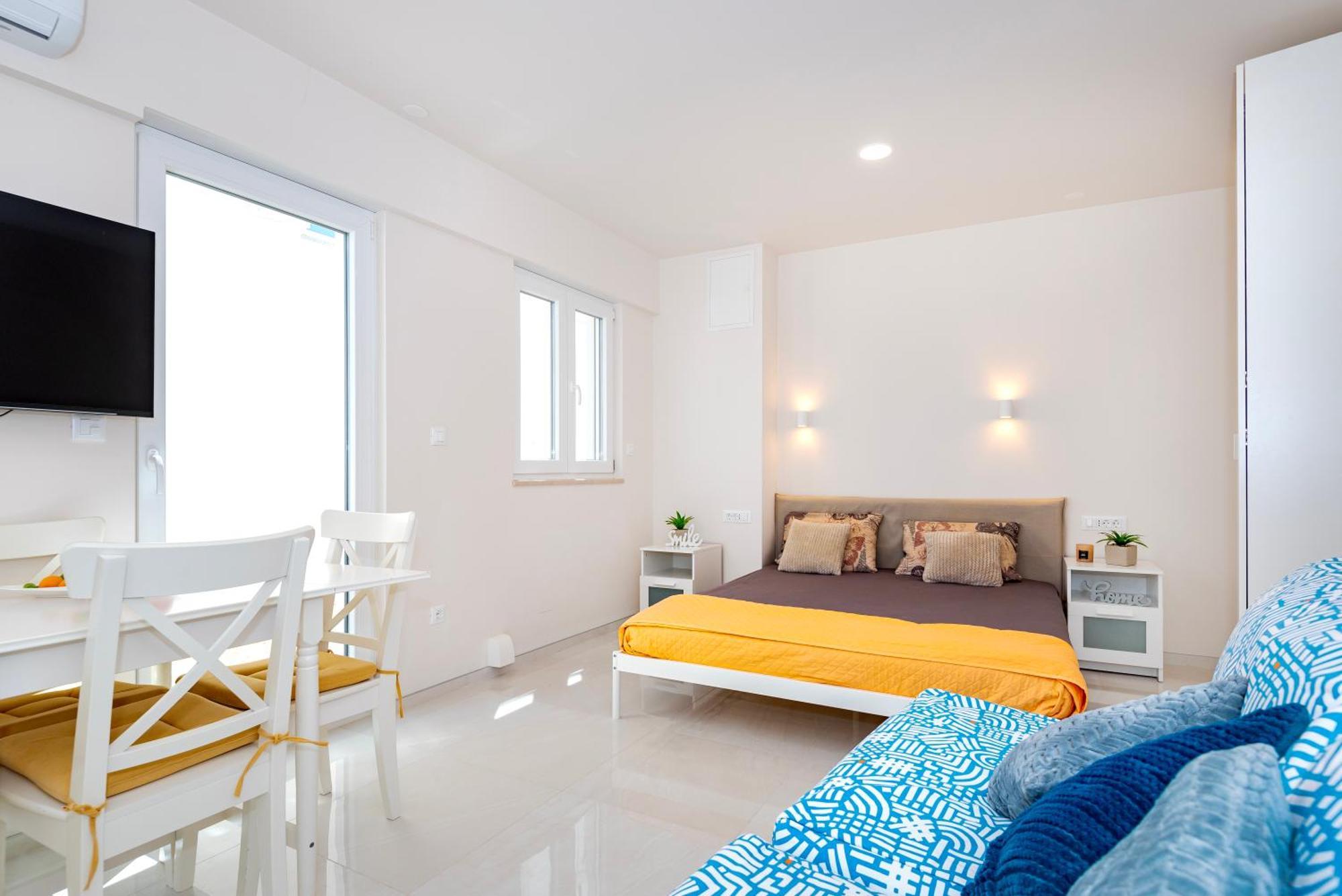 Apartment Bilice Beach Buitenkant foto